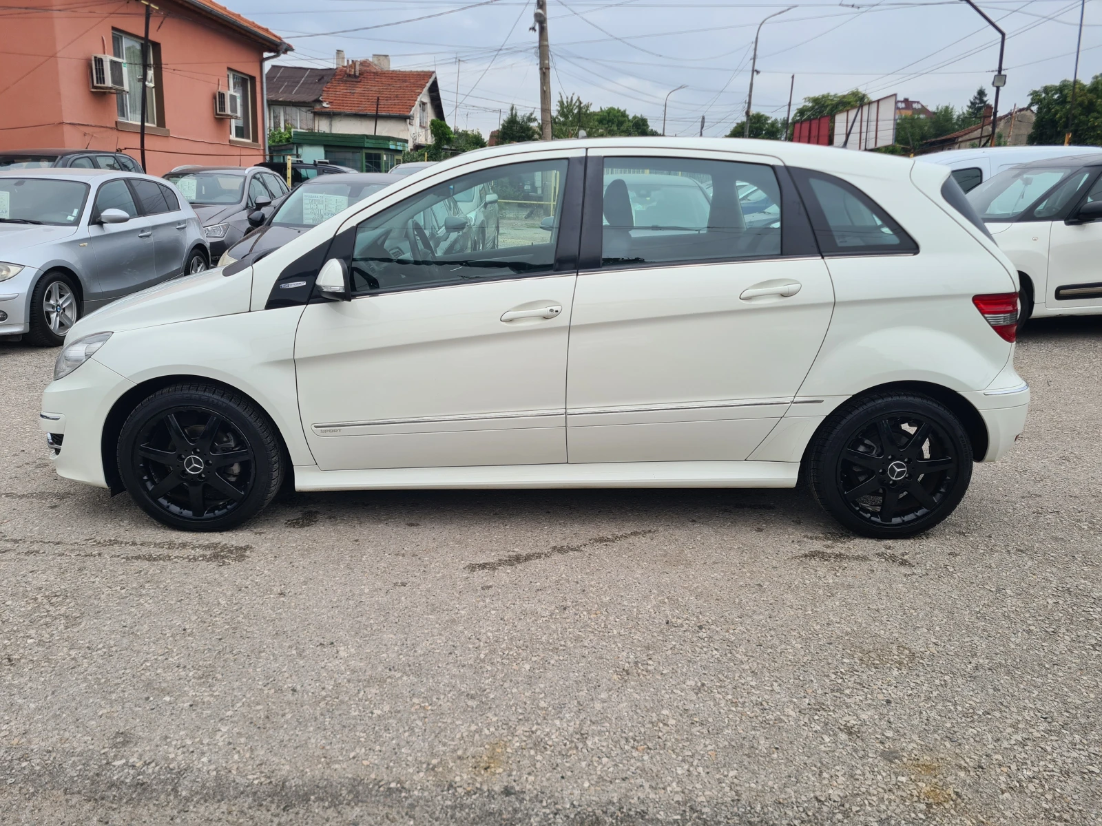 Mercedes-Benz B 170 1.7i-BLUE EFFICIENCY-GPL-ЛИЗИНГ - изображение 8