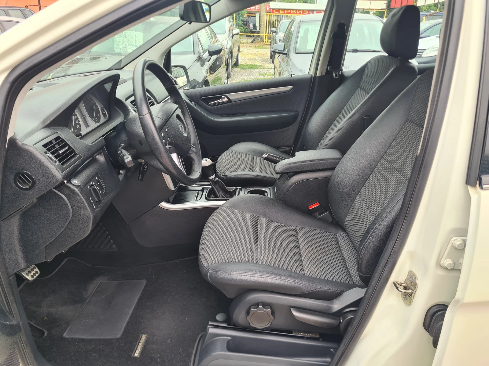 Mercedes-Benz B 170 1.7i-BLUE EFFICIENCY-GPL-ЛИЗИНГ - изображение 10