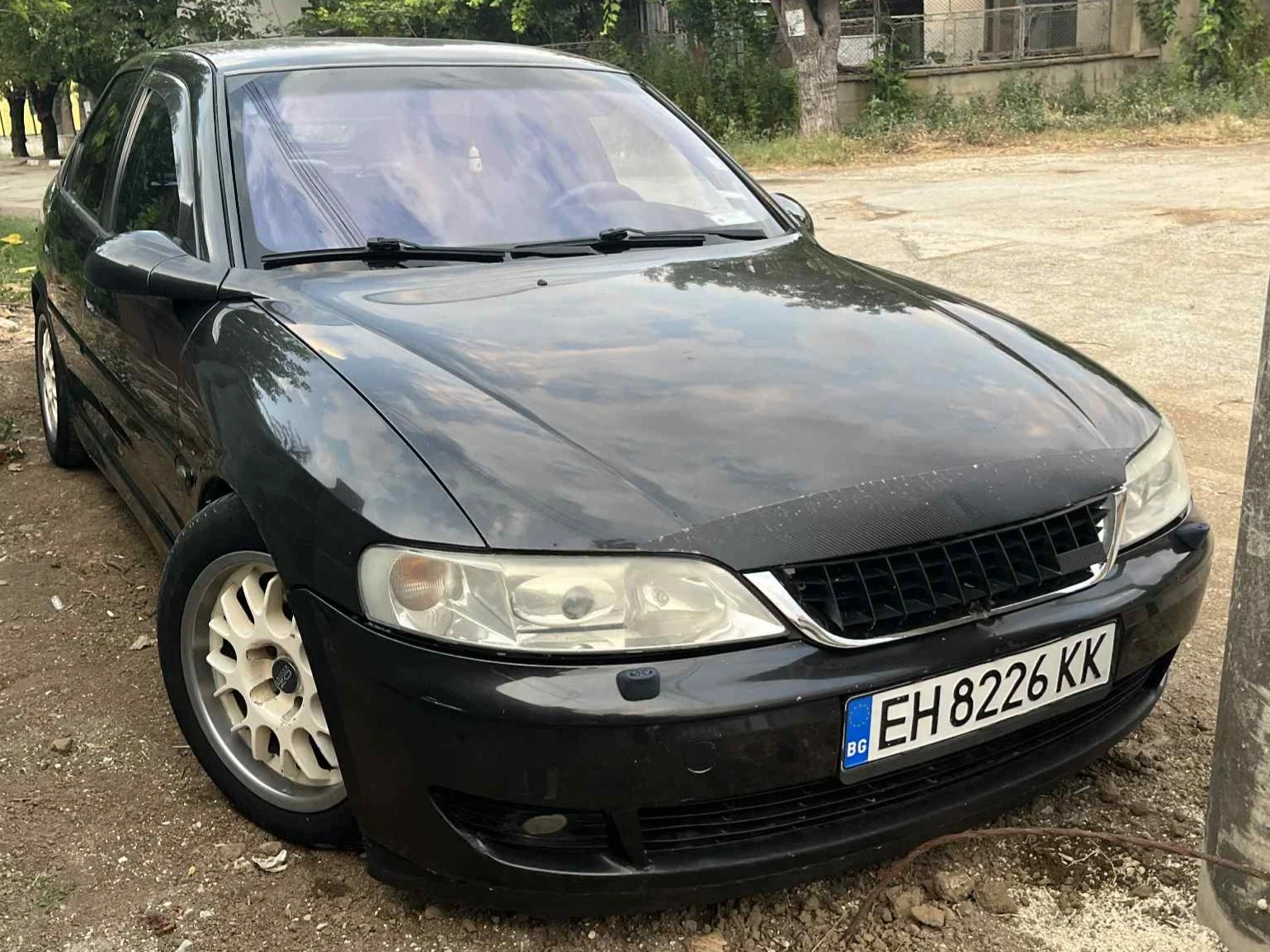 Opel Vectra 2.2DTI - изображение 2