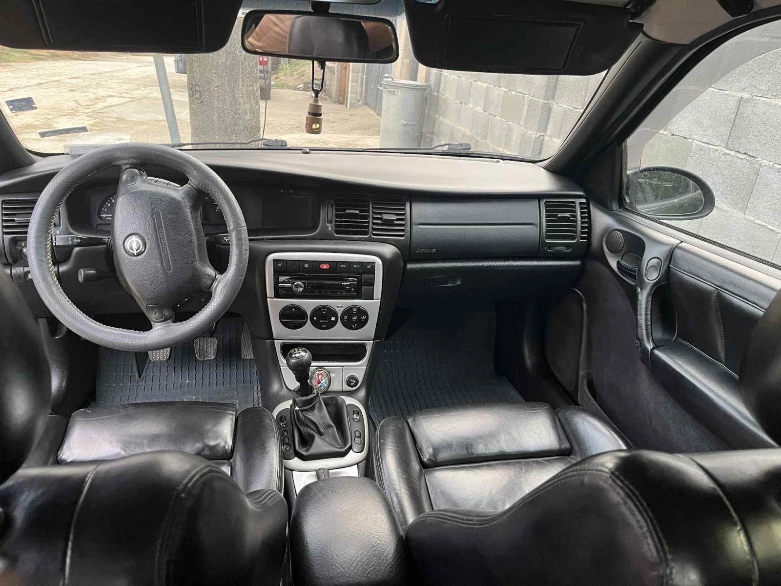 Opel Vectra 2.2DTI - изображение 8