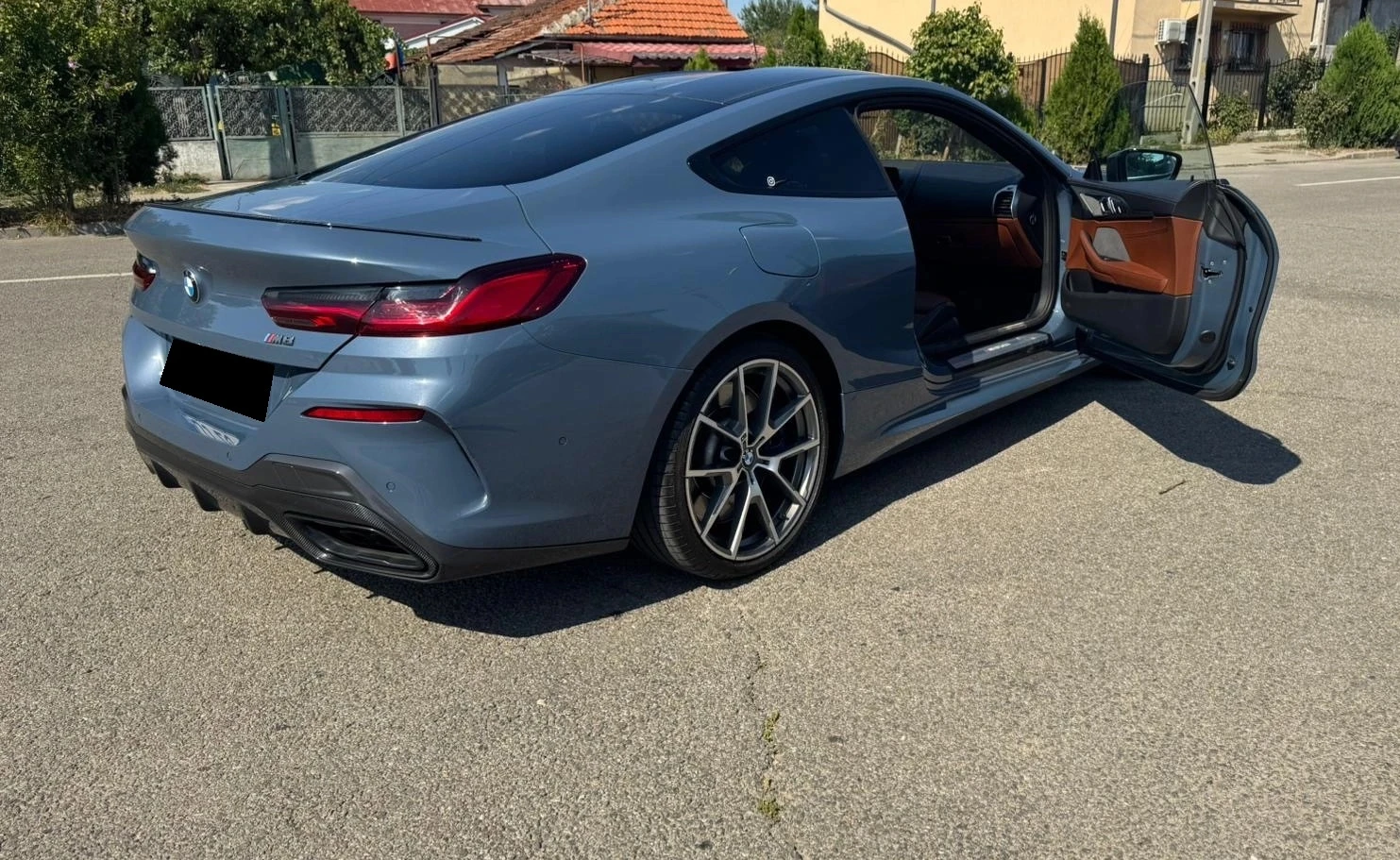 BMW 850 i xDrive Coupe - изображение 2