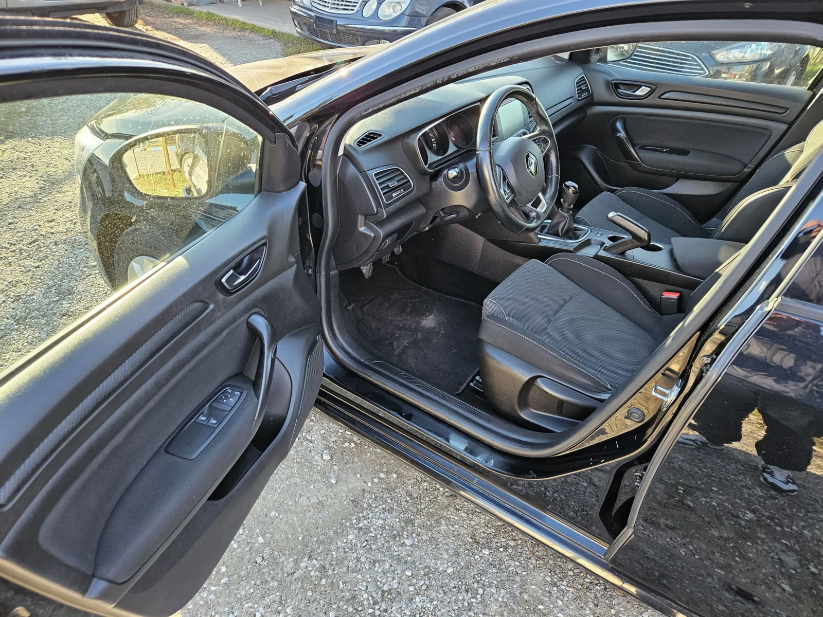 Renault Megane 1.2 Turbo euro6 - изображение 10