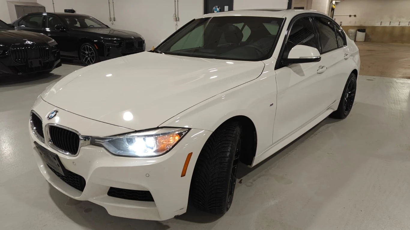 BMW 335 * 335i xDrive * CARFAX * ���� �� �� | Mobile.bg � ����������� 1