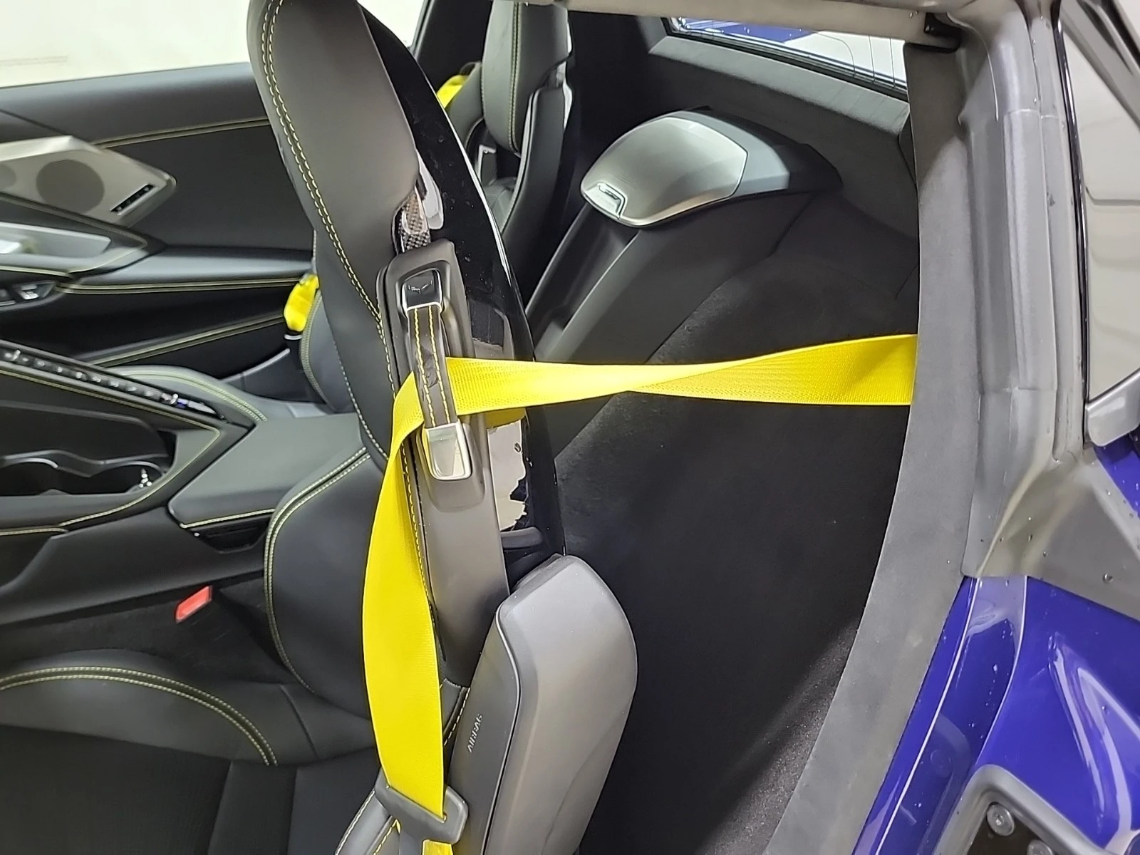 Chevrolet Corvette 6.2L 8cyl Rear Wheel Drive, снимка 12 - Автомобили и джипове - 53803028