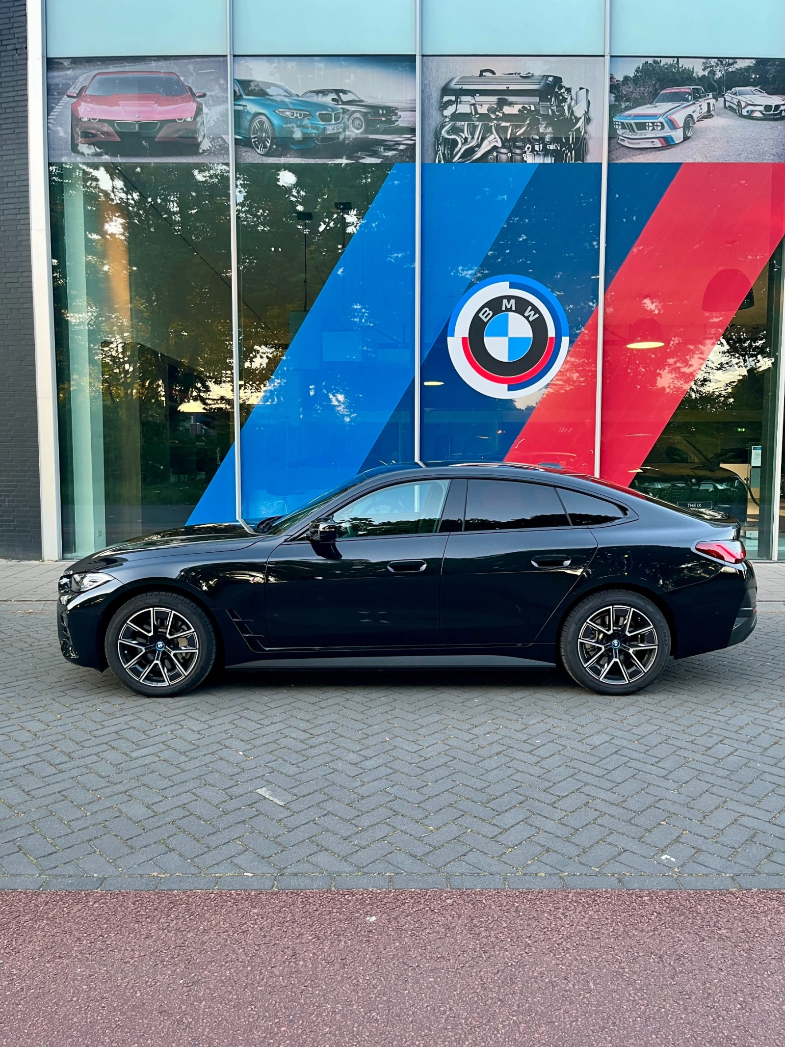 BMW i4, снимка 5 - Автомобили и джипове - 53905671