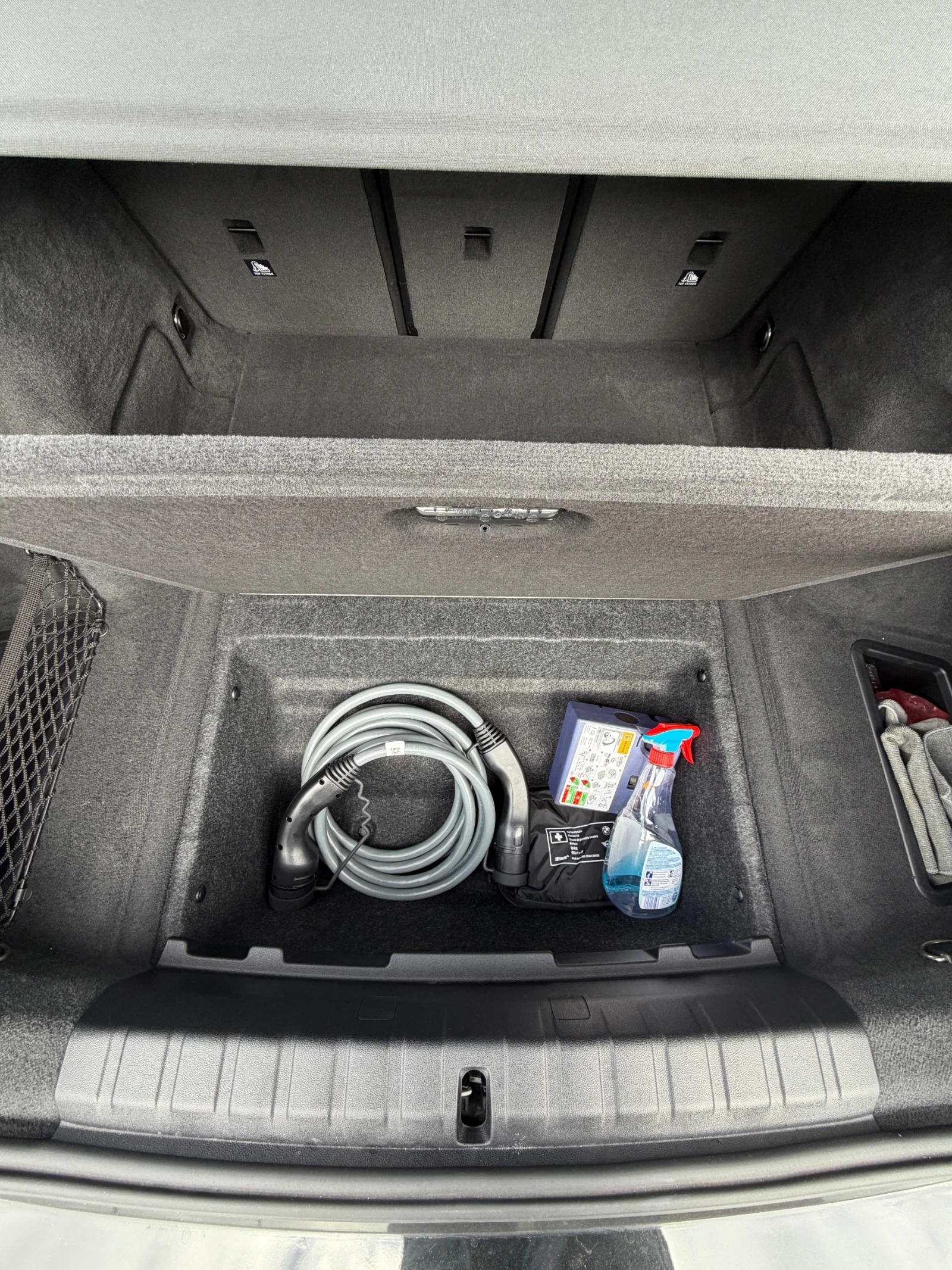 BMW i4, снимка 16 - Автомобили и джипове - 53905671