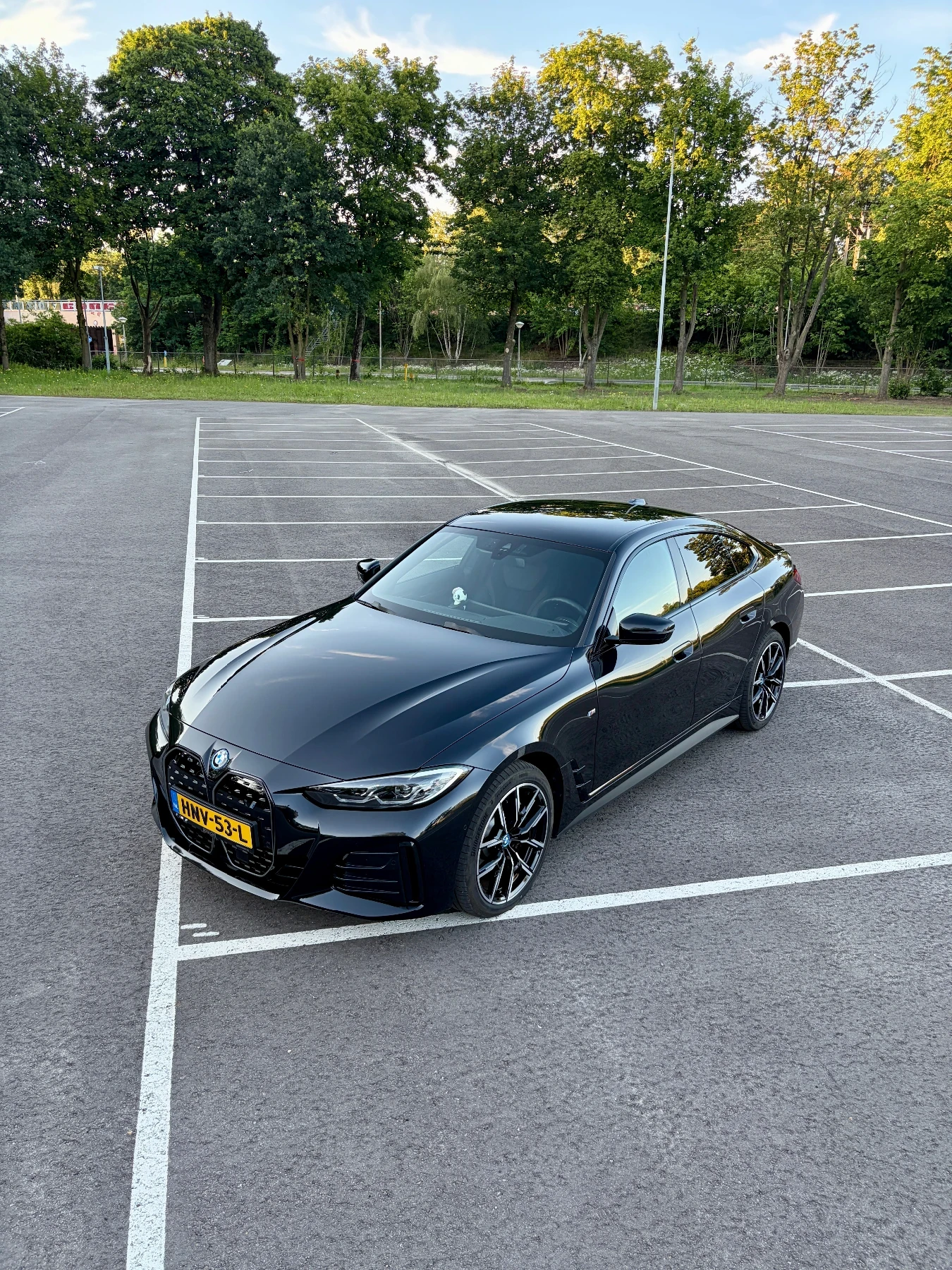 BMW i4, снимка 11 - Автомобили и джипове - 55277970