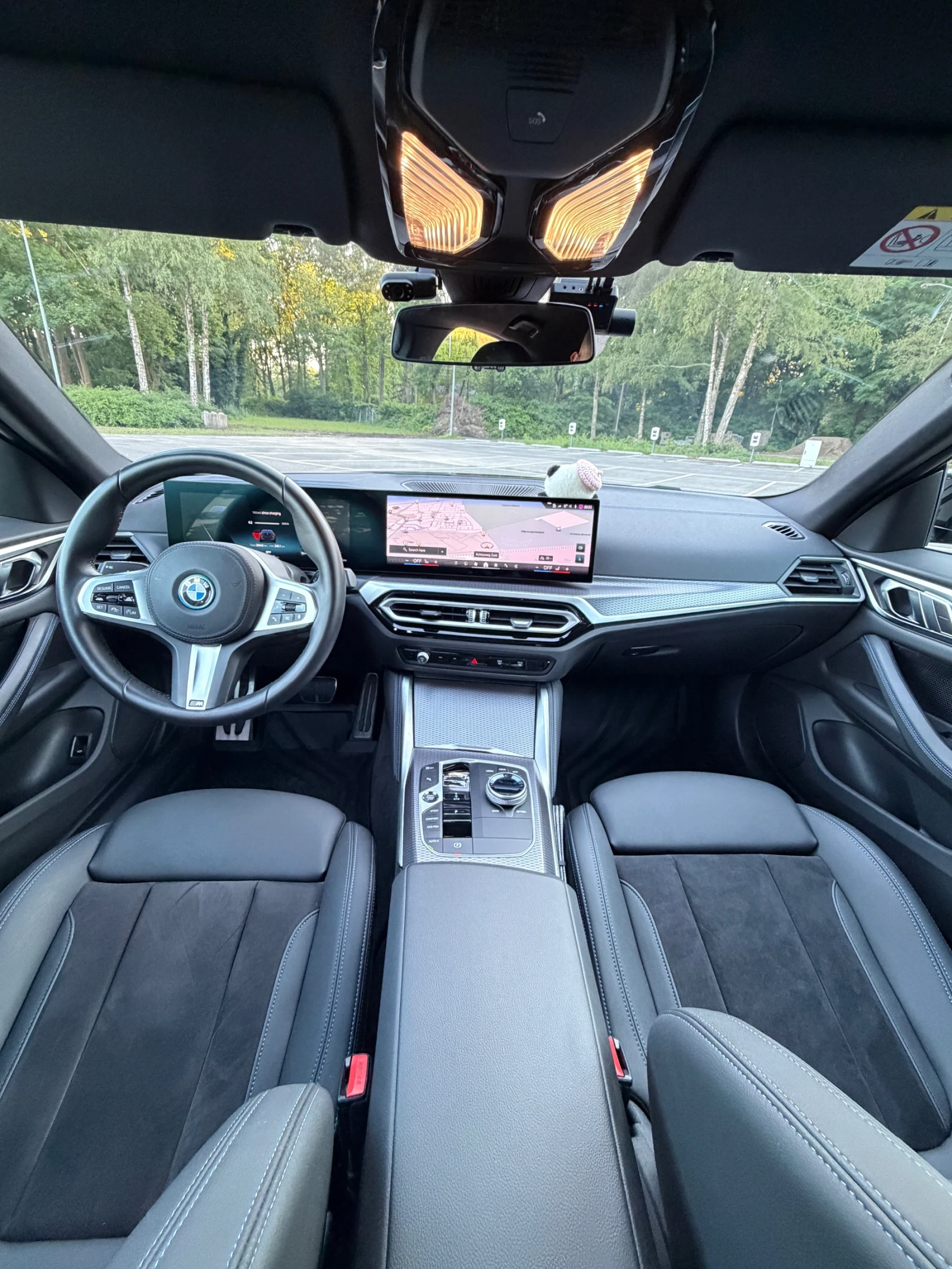 BMW i4, снимка 9 - Автомобили и джипове - 55277970
