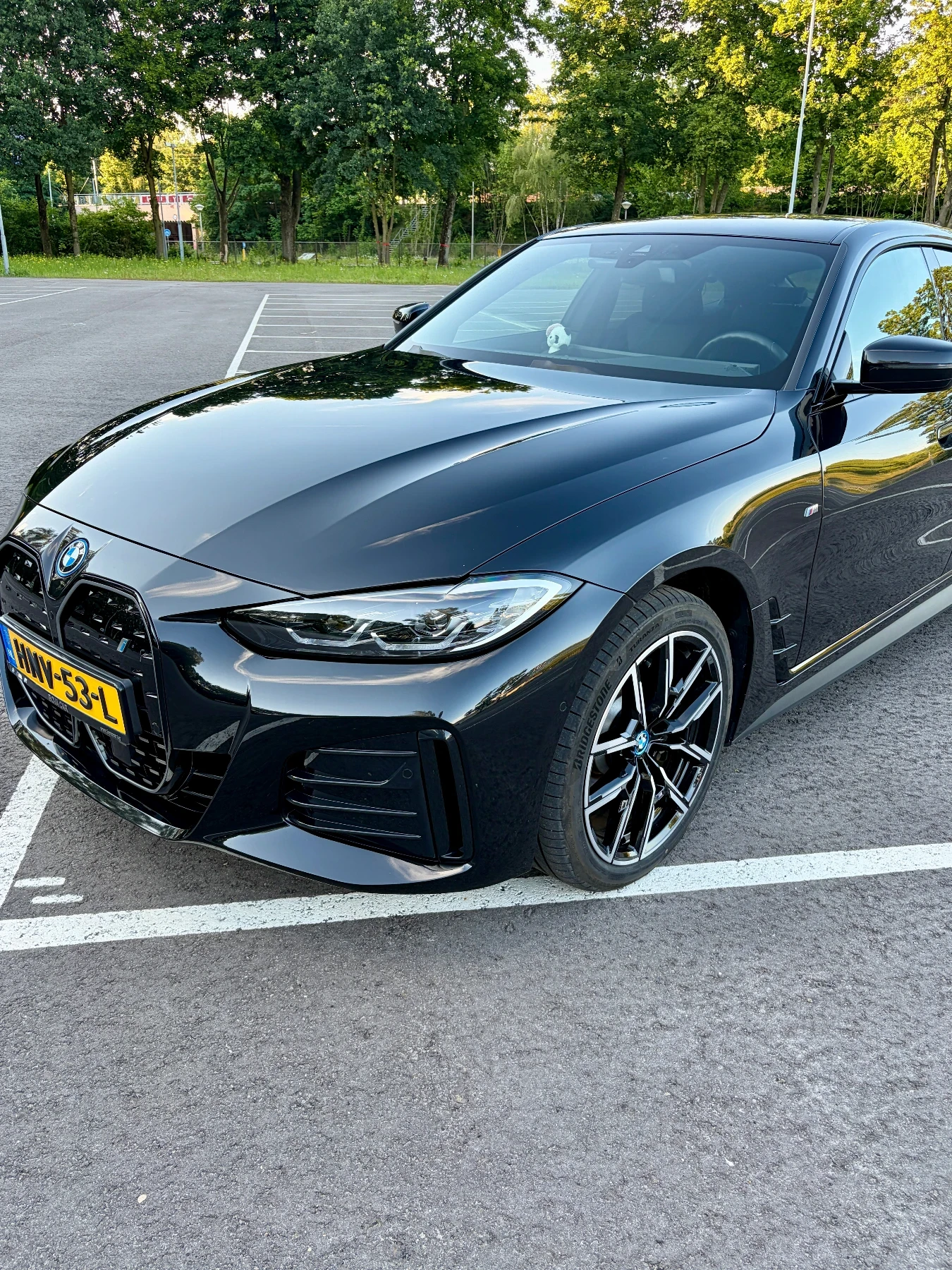 BMW i4, снимка 4 - Автомобили и джипове - 55277970