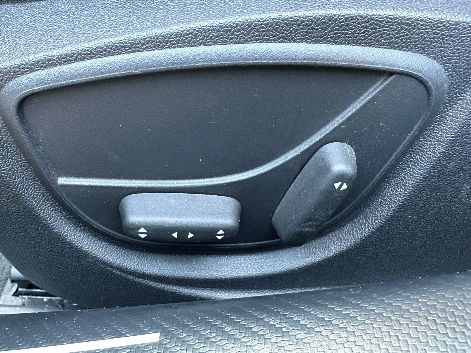 Renault Laguna GT205 4 Control 2.0 Turbo, снимка 16 - Автомобили и джипове - 54064074