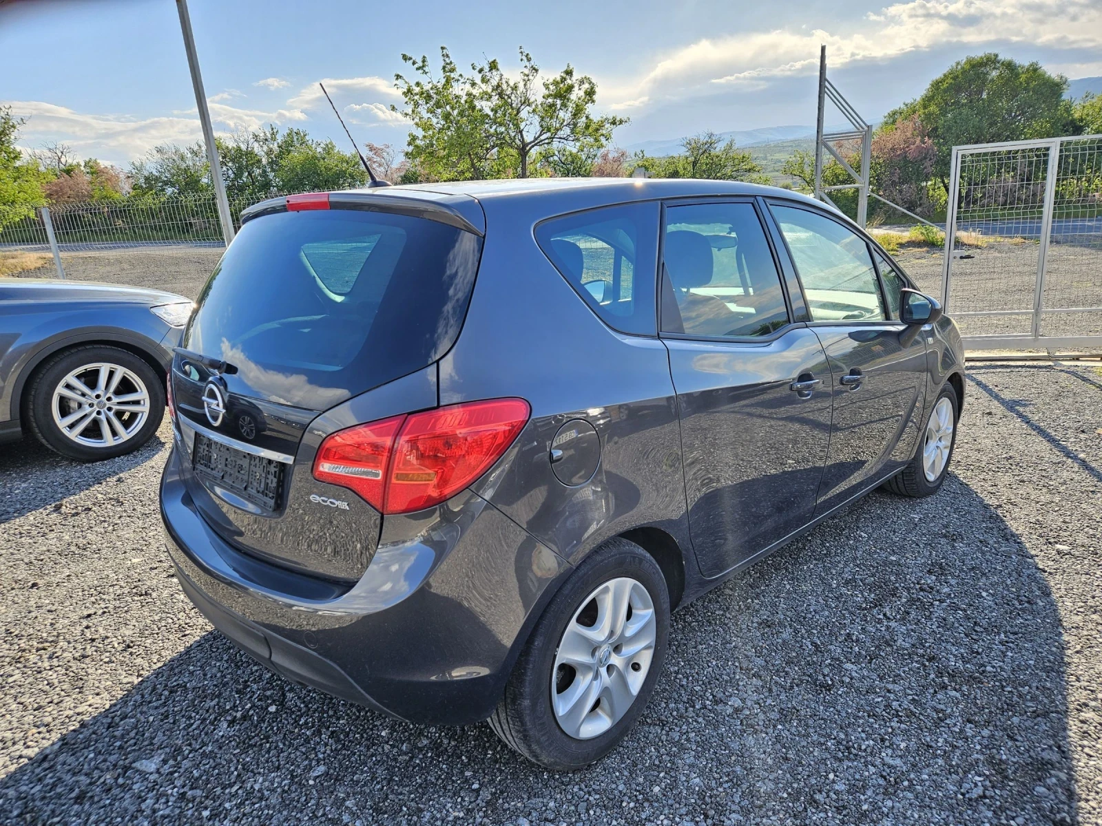 Opel Meriva 1.6cdti euro6, снимка 5 - Автомобили и джипове - 54391116