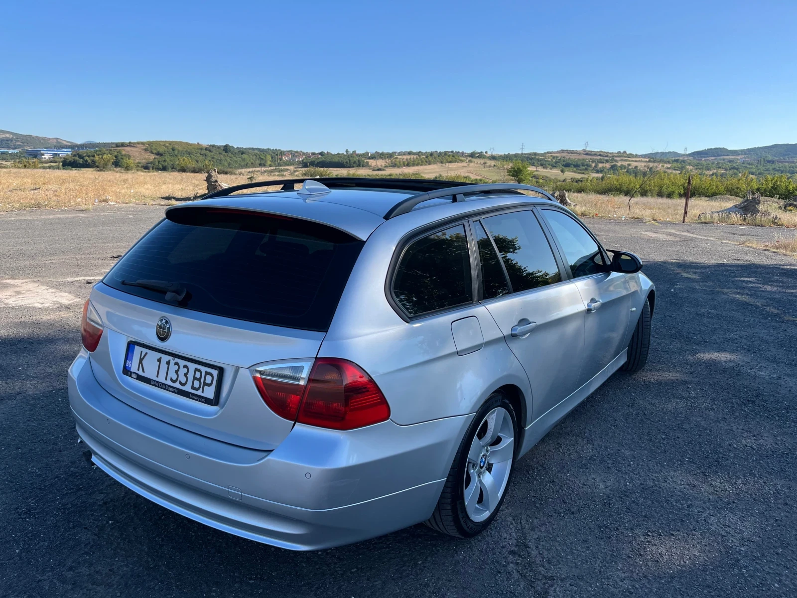 BMW 318 E91, снимка 7 - Автомобили и джипове - 55682862