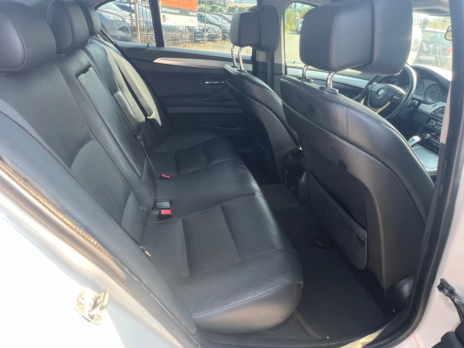 BMW 530, снимка 12 - Автомобили и джипове - 56023486