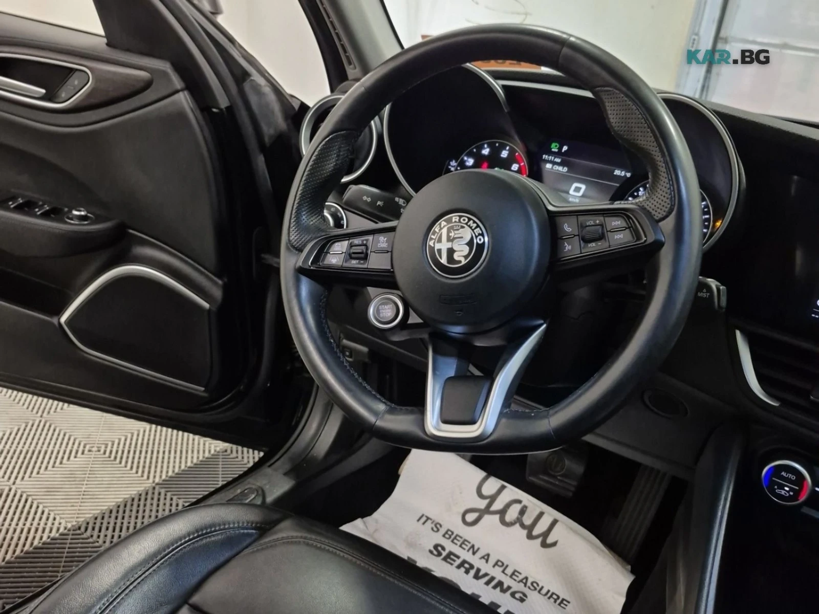 Alfa Romeo Giulia Ti Q4 Цена до България & АвтоКредит, снимка 9 - Автомобили и джипове - 56158193
