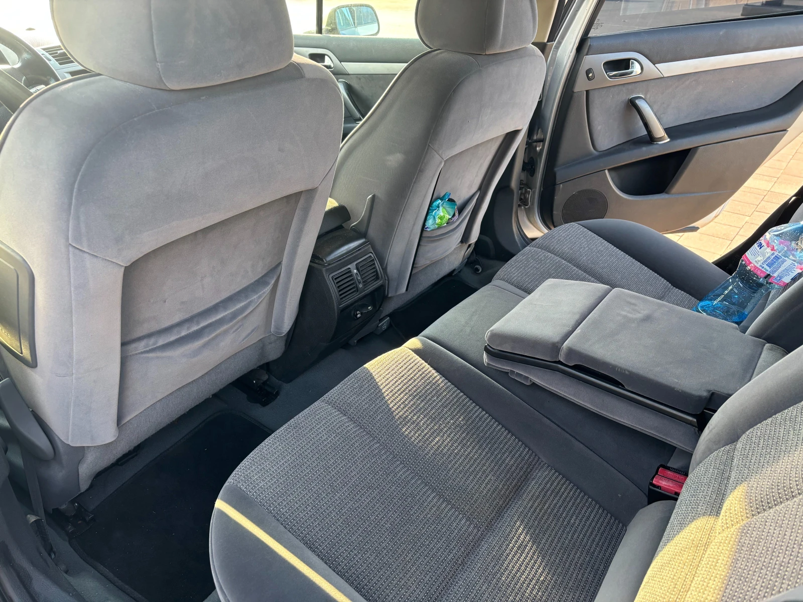 Peugeot 407 2.0 HDI, снимка 6 - Автомобили и джипове - 56301518