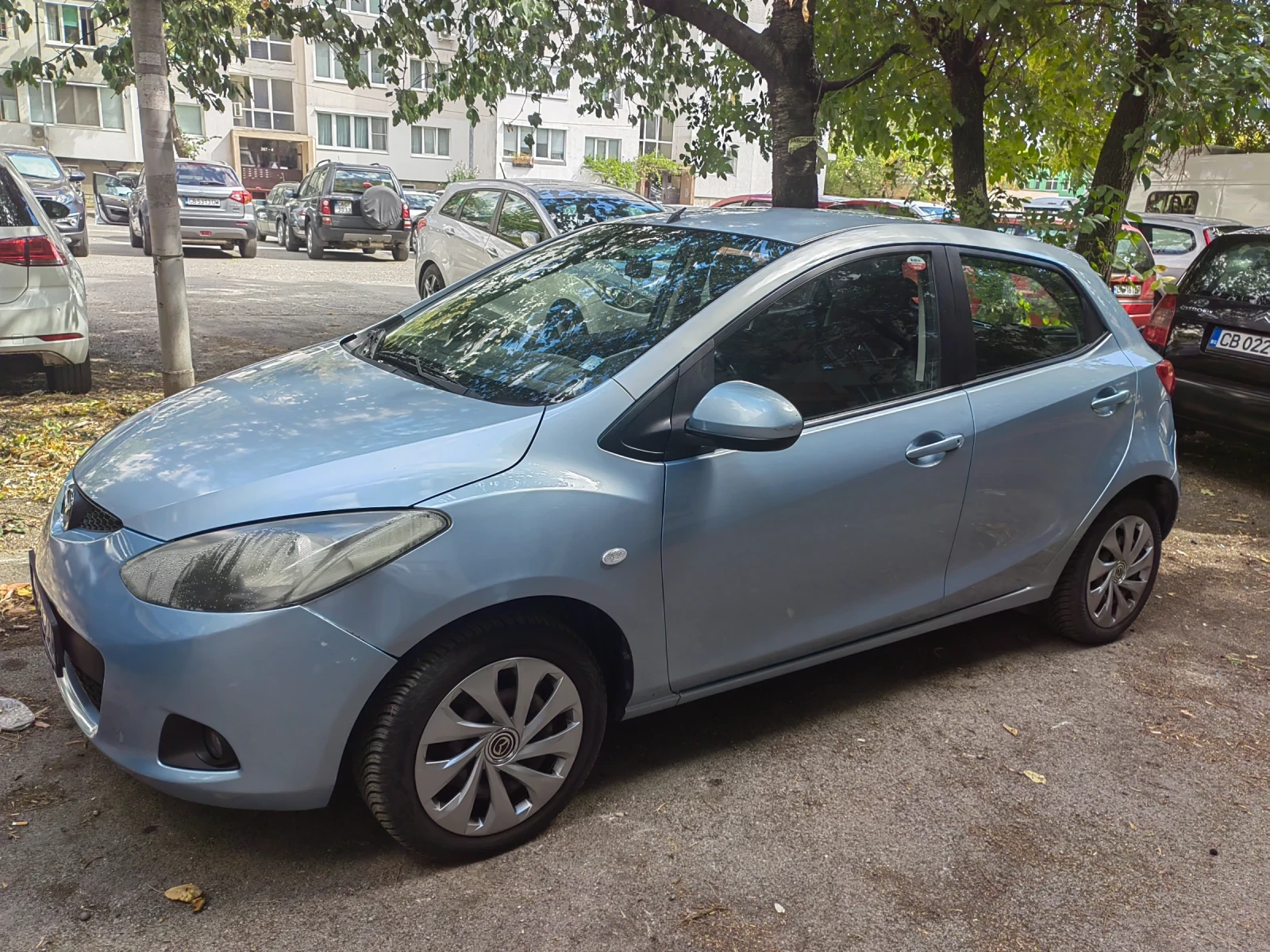 Mazda 2, снимка 2 - Автомобили и джипове - 56224057