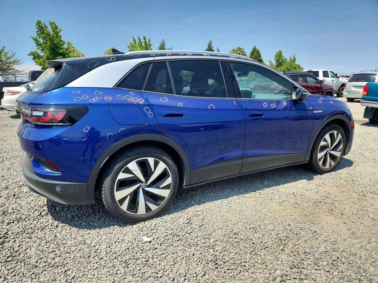 VW ID.4 * 1st Edition * CARFAX * БЕЗ ПЪРВОНАЧАЛНА ВНОСКА, снимка 3 - Автомобили и джипове - 56254547