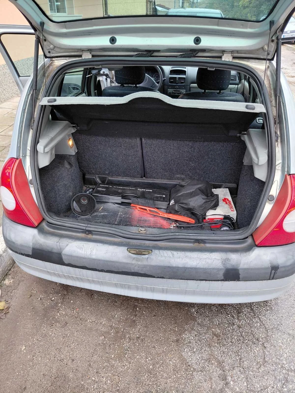 Renault Clio, снимка 8 - Автомобили и джипове - 56744770