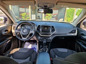 Jeep Cherokee 2.4 бензин 4х4 , снимка 11
