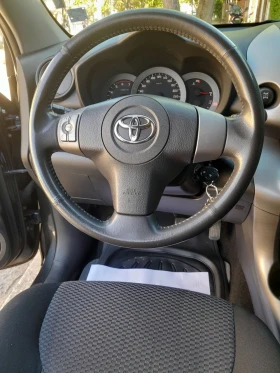 Обява за продажба на Toyota Rav4 2.2D 190000км ~11 000 лв. - изображение 8