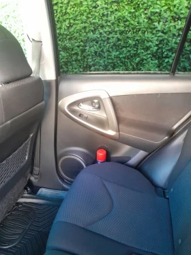 Toyota Rav4 2.2D 190000 | Mobile.bg    13