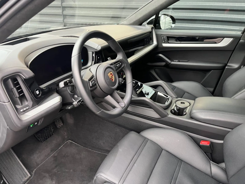 Porsche Cayenne COUPE, снимка 8 - Автомобили и джипове - 47878243