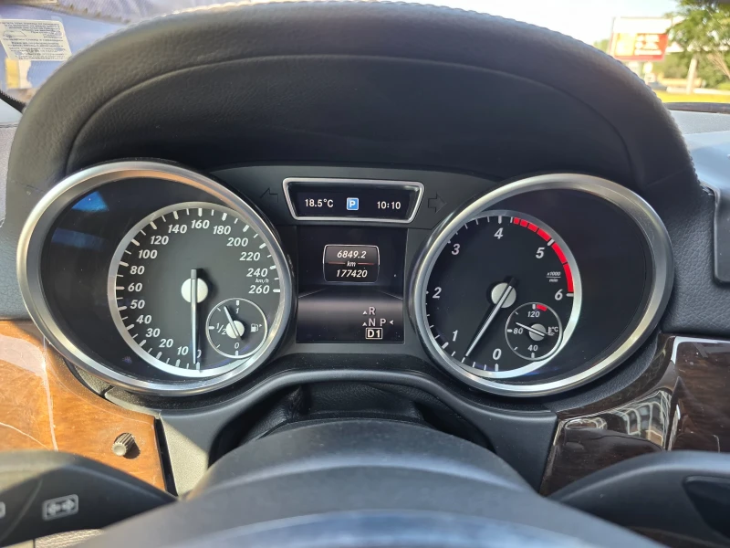 Mercedes-Benz ML 350 4matic, снимка 8 - Автомобили и джипове - 50972226