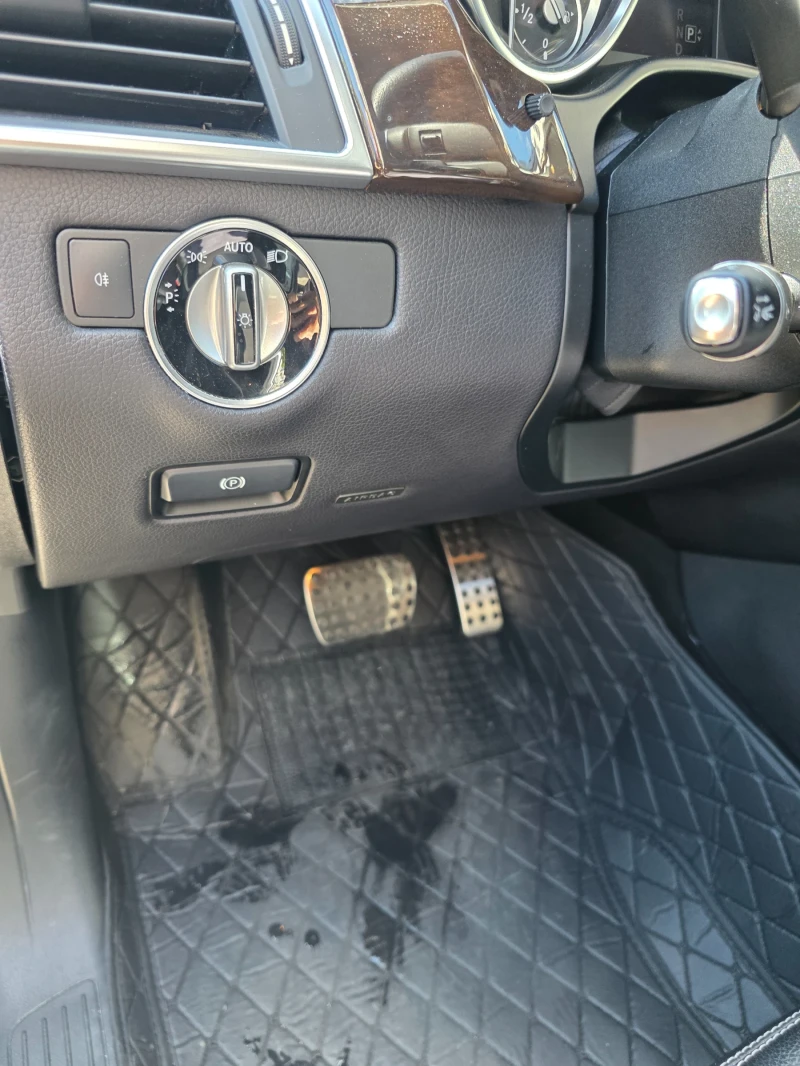 Mercedes-Benz ML 350 4matic, снимка 7 - Автомобили и джипове - 50972226