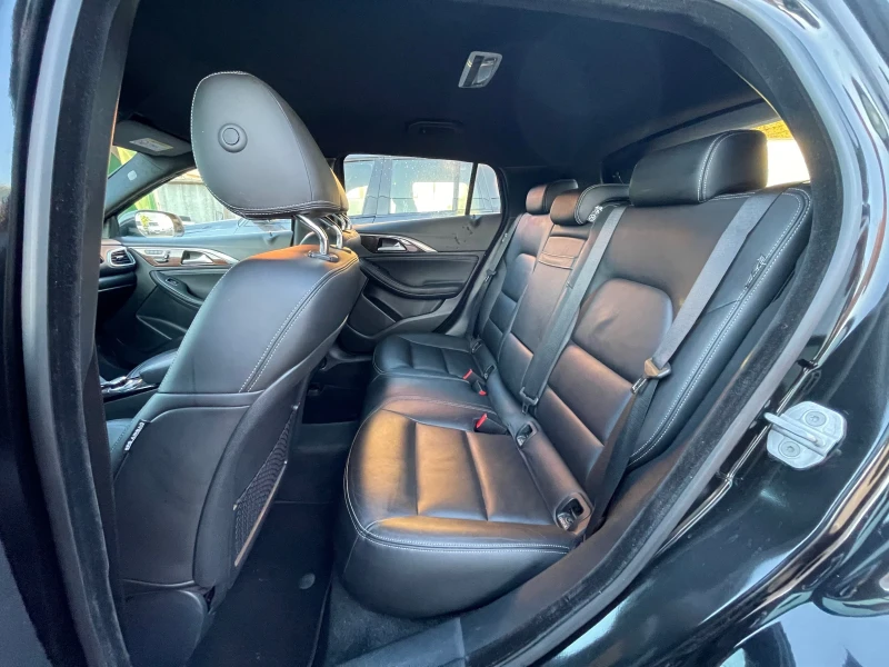 Infiniti Q30 2.2d* AWD* Keyless* 360* BLIND* MEMORY, снимка 17 - Автомобили и джипове - 51780664