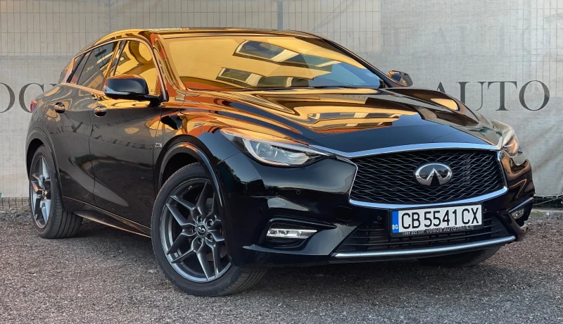 Infiniti Q30 2.2d* AWD* Keyless* 360* BLIND* MEMORY, снимка 3 - Автомобили и джипове - 51780664