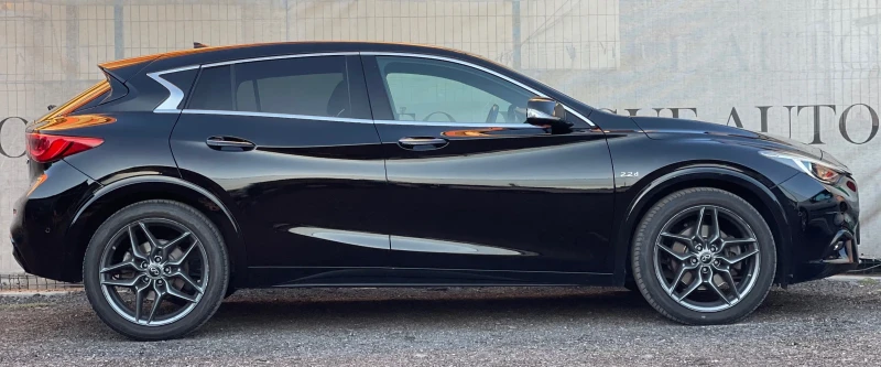 Infiniti Q30 2.2d* AWD* Keyless* 360* BLIND* MEMORY, снимка 5 - Автомобили и джипове - 51780664