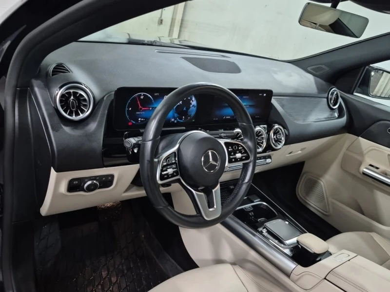 Mercedes-Benz GLA 250  CARFAX * БЕЗ ПЪРВОНАЧАЛНА ВНОСКА, снимка 9 - Автомобили и джипове - 53150346