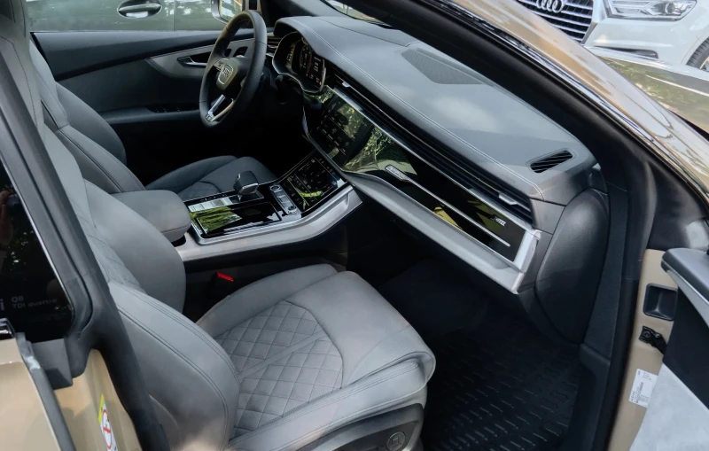 Audi Q8 50TDI Quattro S-Line, снимка 8 - Автомобили и джипове - 53266248
