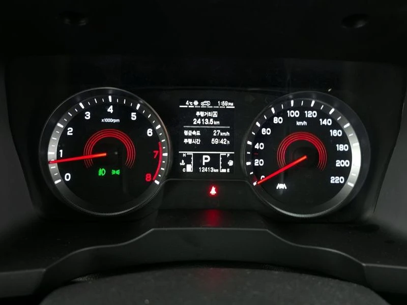 SsangYong Korando 1.5 175950 Automatic, снимка 8 - Автомобили и джипове - 55750065