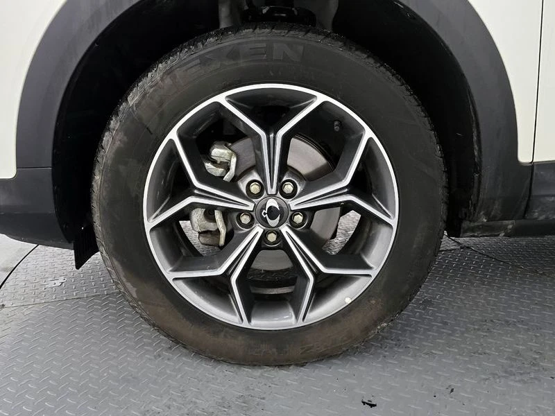 SsangYong Korando 1.5 175950 Automatic, снимка 5 - Автомобили и джипове - 55750065
