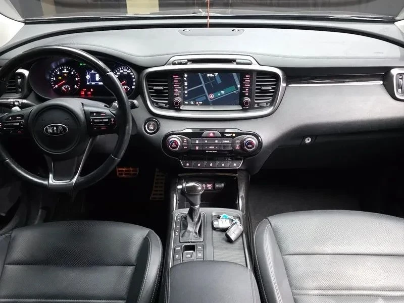 Kia Sorento, снимка 7 - Автомобили и джипове - 56689500