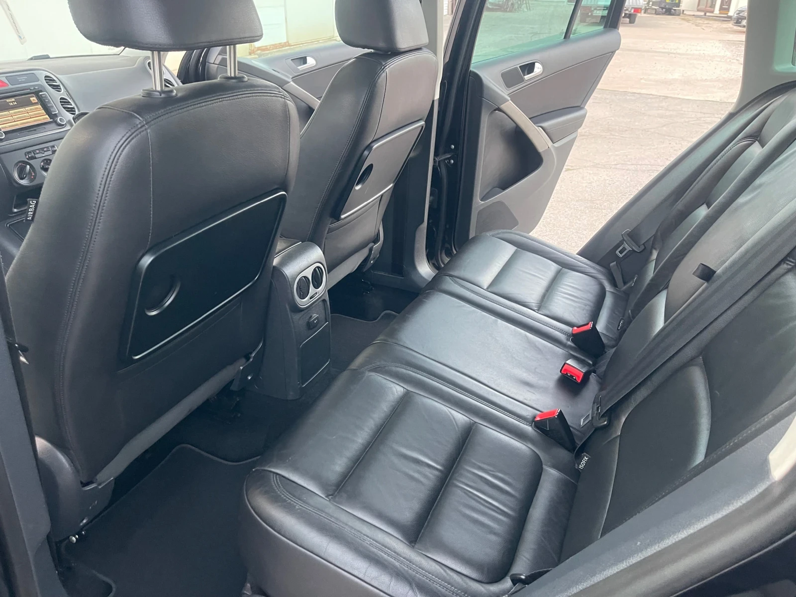 VW Tiguan 2.0TDI 4x4 | Mobile.bg   11