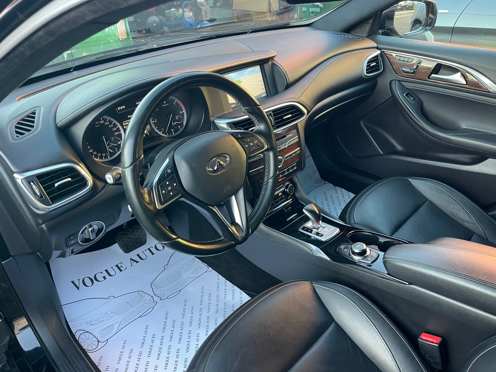 Infiniti Q30 2.2d* AWD* Keyless* 360* BLIND* MEMORY | Mobile.bg   11