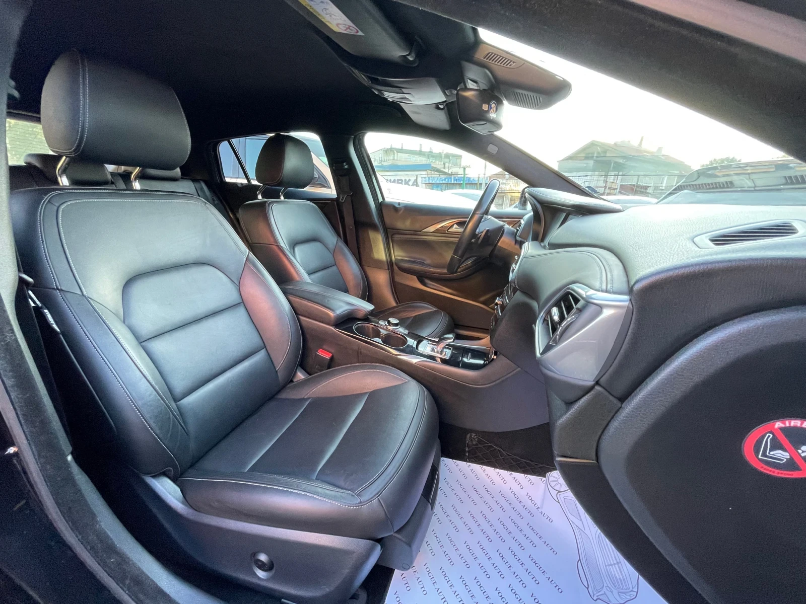 Infiniti Q30 2.2d* AWD* Keyless* 360* BLIND* MEMORY | Mobile.bg   15