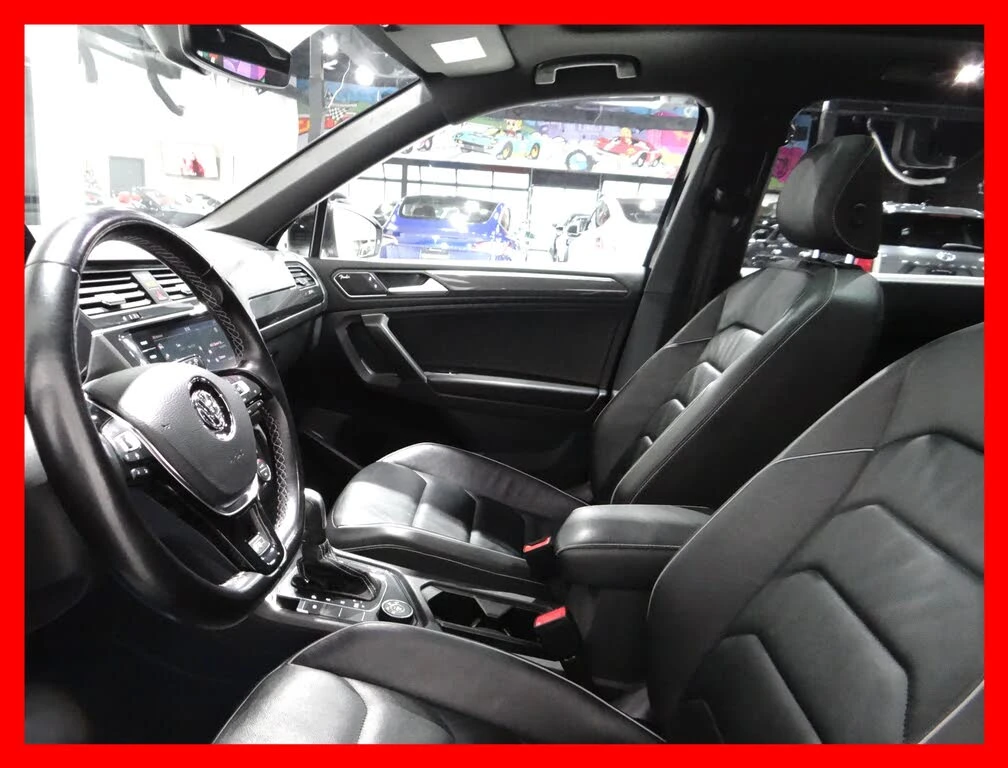 VW Tiguan Premium R-Line 4Motion - изображение 6