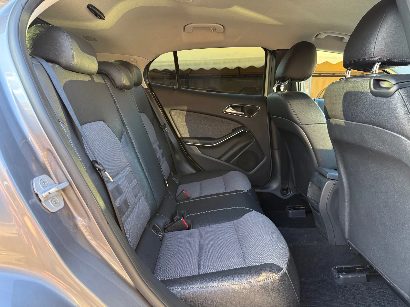 Mercedes-Benz GLA 200 d Executive !! ��� ��������� !! | Mobile.bg � ����������� 15