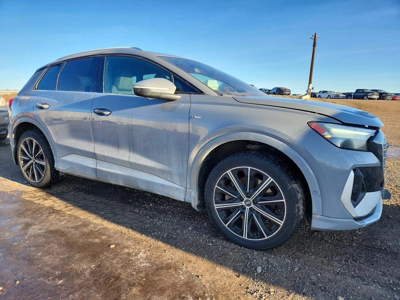 Audi Q4 E-Tron Technik, снимка 4 - Автомобили и джипове - 53938536