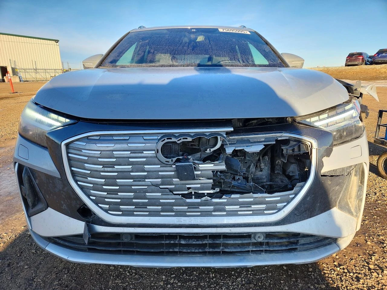 Audi Q4 E-Tron Technik, снимка 5 - Автомобили и джипове - 53938536