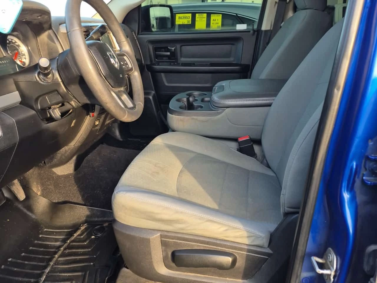 Dodge RAM 1500 * EXPRESS CREW CAB SHORT BED * 2 КЛЮЧА * ПОДГРЕВИ , снимка 5 - Автомобили и джипове - 54027521