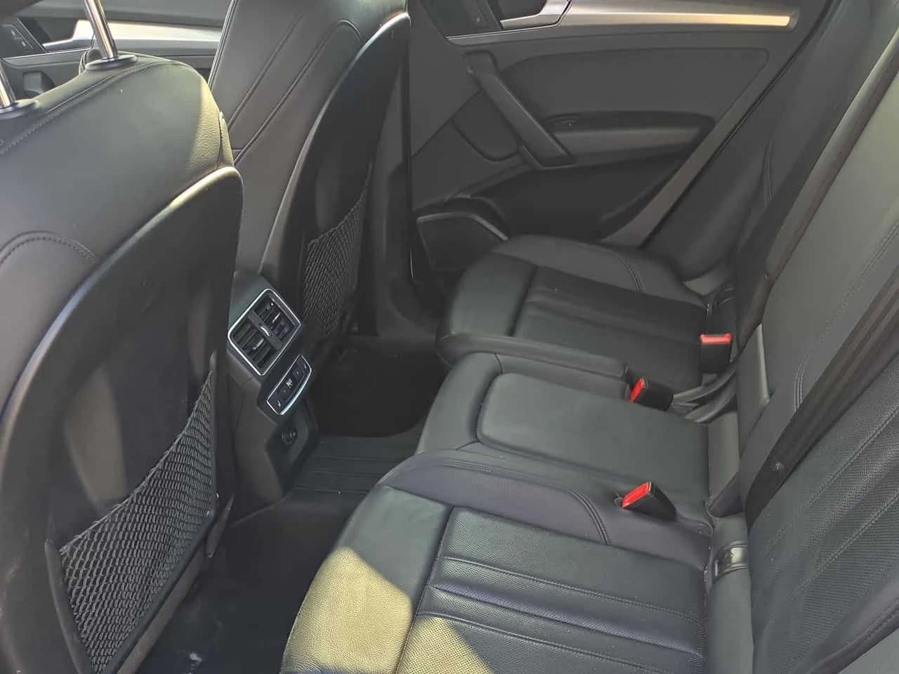 Audi Q5 Technik/360/DIS/LED/B&O/ОБДУХВАНЕ, снимка 13 - Автомобили и джипове - 54501588