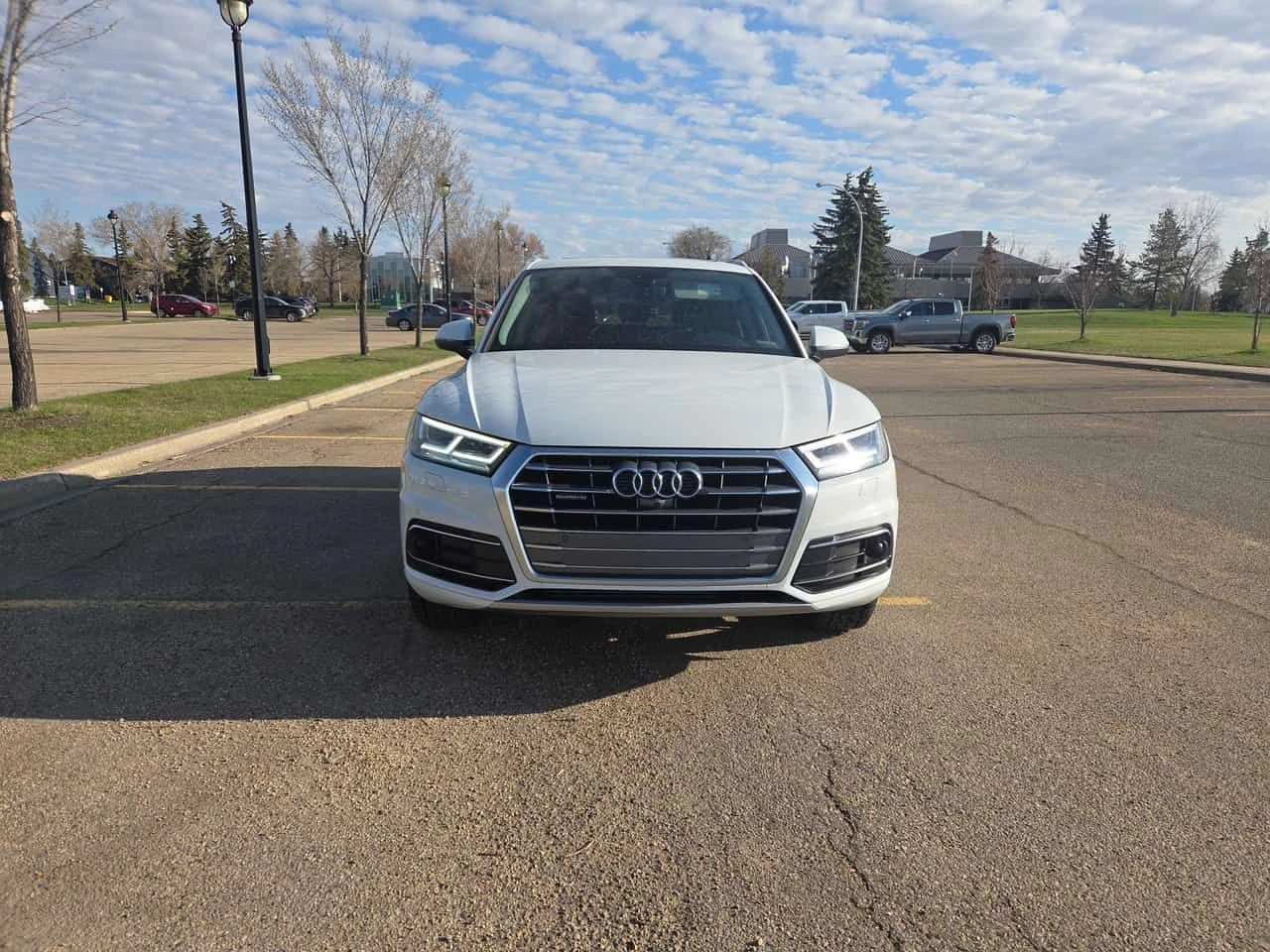 Audi Q5 Technik/360/DIS/LED/B&O/ОБДУХВАНЕ, снимка 6 - Автомобили и джипове - 54501588