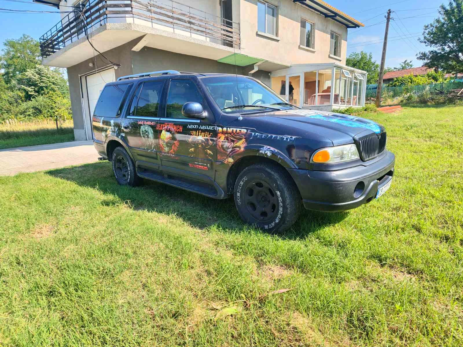 Lincoln Navigator
