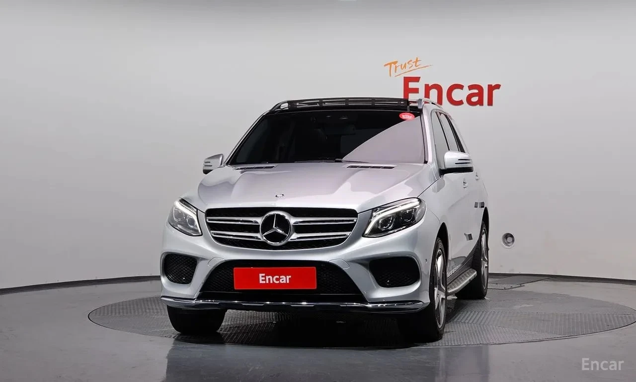 Mercedes-Benz GLE 350  d 4MATIC/ОБДУХ/ПОДГРЕВ/ПАМЕТ/ПОДГРЕВ/, снимка 3 - Автомобили и джипове - 56134289