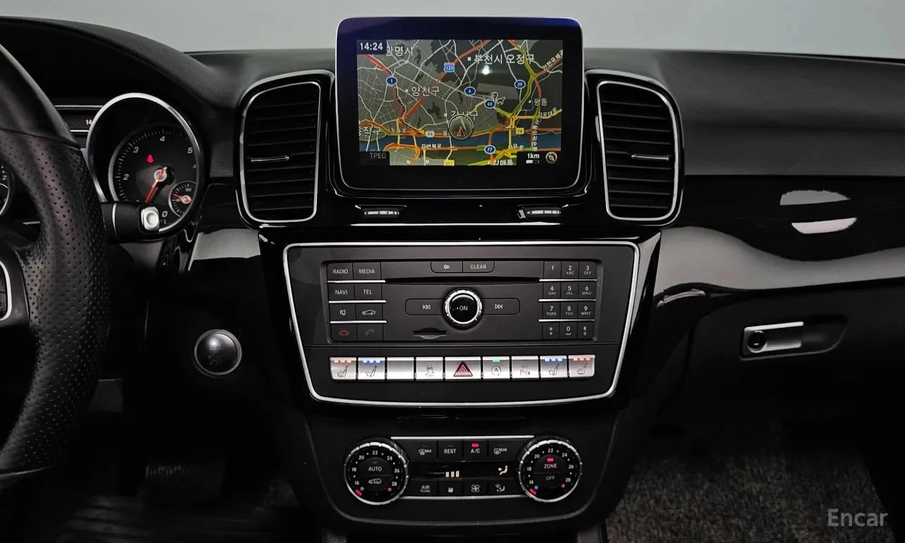 Mercedes-Benz GLE 350  d 4MATIC/ОБДУХ/ПОДГРЕВ/ПАМЕТ/ПОДГРЕВ/, снимка 13 - Автомобили и джипове - 56134289