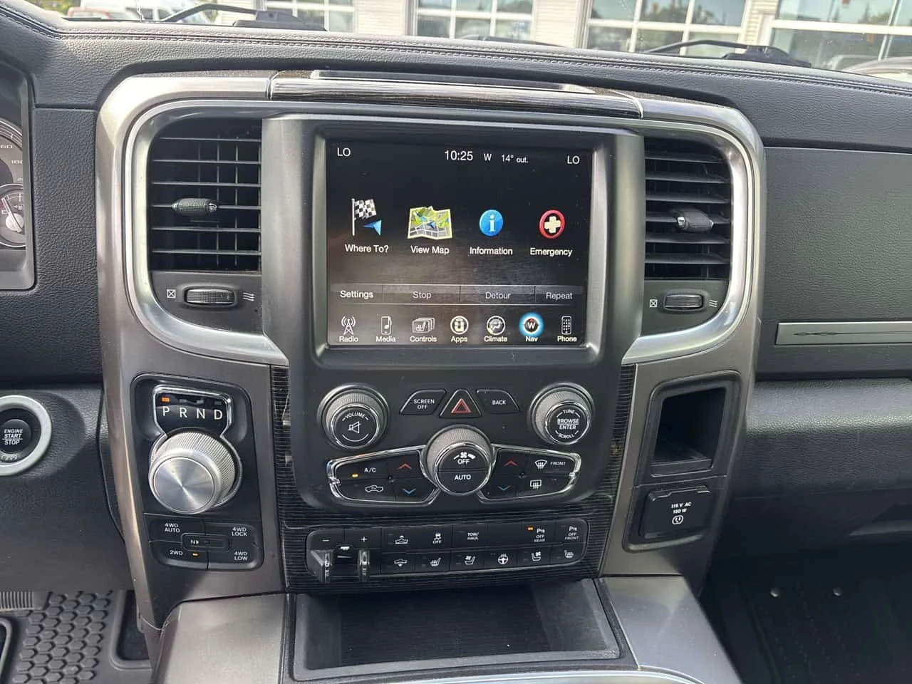 Dodge RAM 1500 * Limited | 4WD Crew Cab 140.5 | One owner, Well m | Mobile.bg � ����������� 17